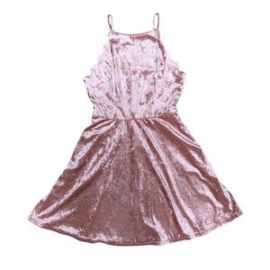 NWT Pink Crushed Velvet Scalloped High-Neck Dress Valentine's Day